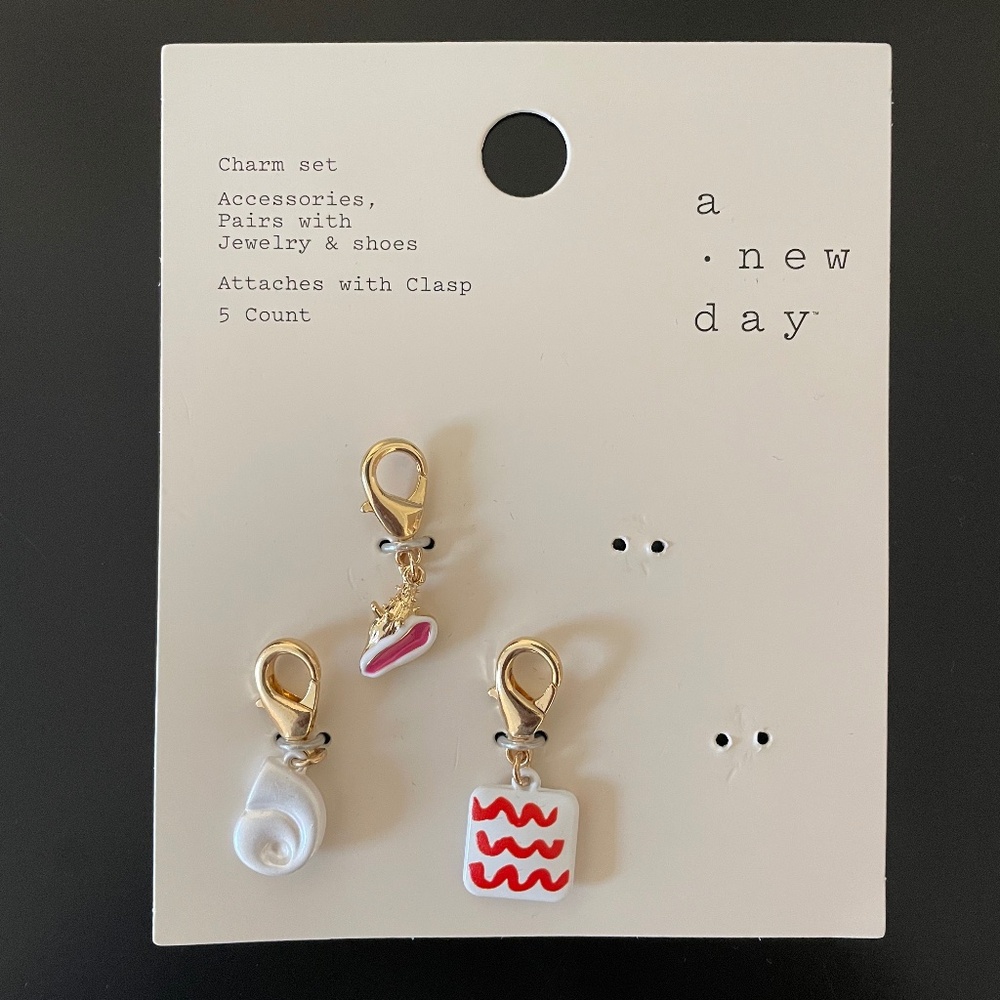 5 for $20: Target gold charm set